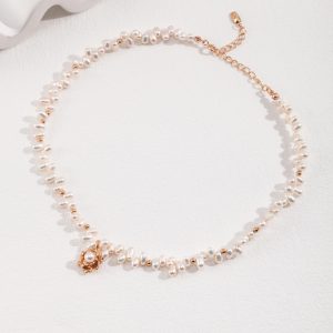 necklace pearl