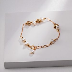 WOMEN SILVER BRACELET